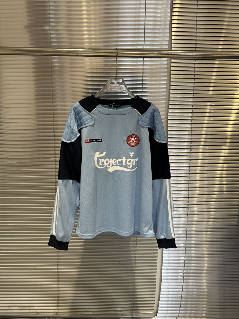 Streetwear Brand Jersey - Modna bluza dżersejowa z naszywkami na