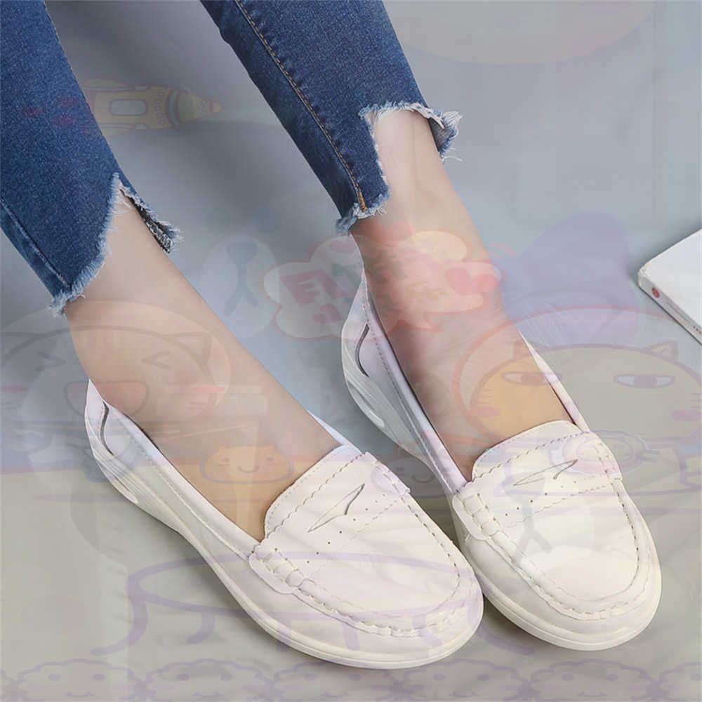 Streetwear Brand From Uk - Miękkie wsuwane buty damskie w dużych