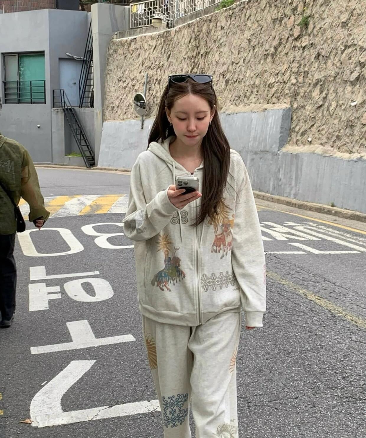 Zestaw odzieży ulicznej Jennie – Streetwear Brand Collaborations recenzja i cena
